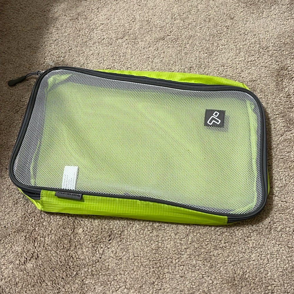 Travelon packing cube